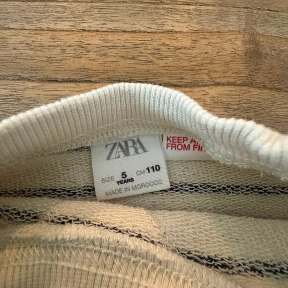 Zara Stripe Crew Neck Sweatshirt - Size 5 years - Picture 2 of 4